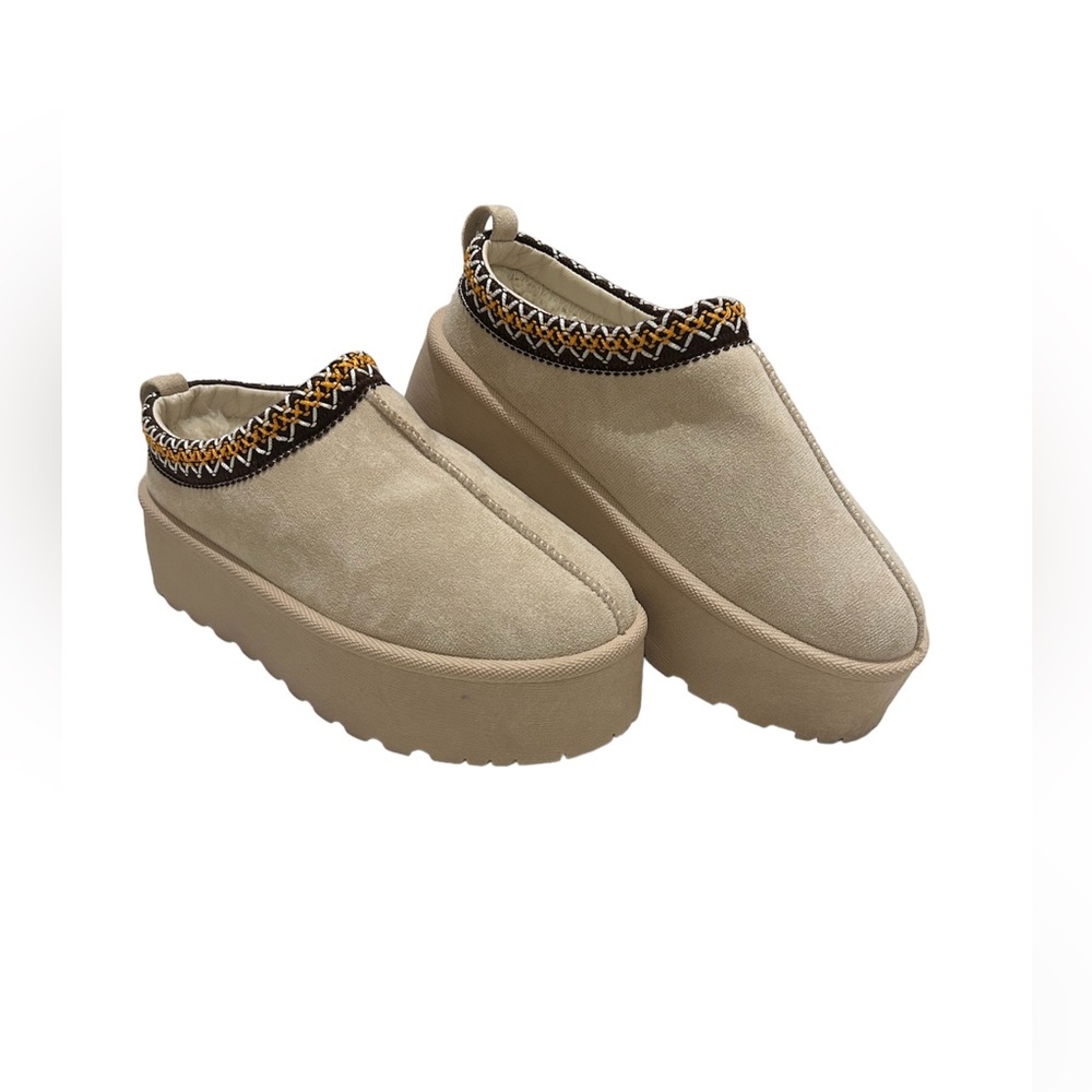 Women platform slippers.